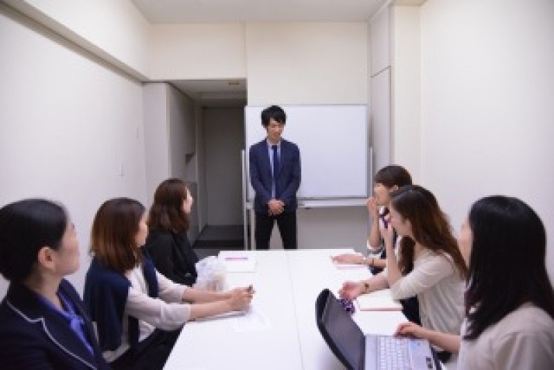 サラリーマンでも副業で月収10万円稼ぐセミナー