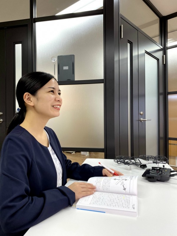 ドローン無料セミナー&操縦体験会 10時～開始