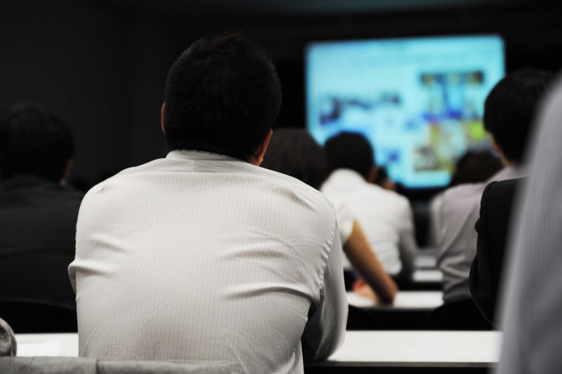 3000社以上が実践し１か月後には利益を上げた！たった３つのステップで人が組織が自走する実践セミナー