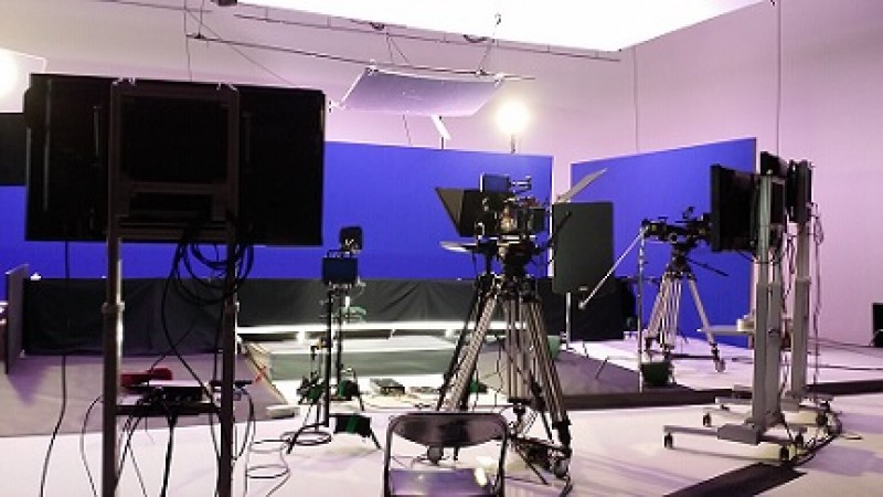 「テレプロンプターを使ったオンライン授業収録方法セミナー」